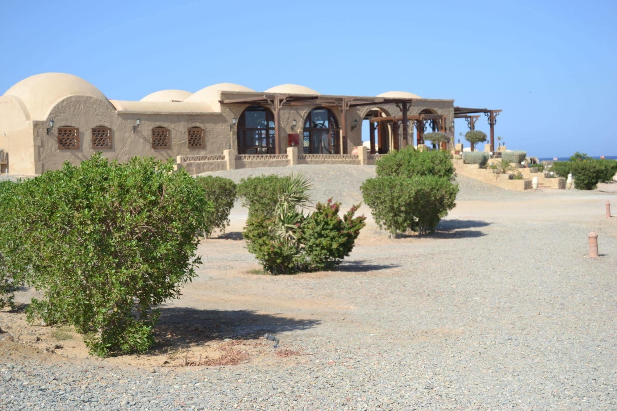 Marsa Nakari Village Marsa Alem Dış mekan fotoğraf