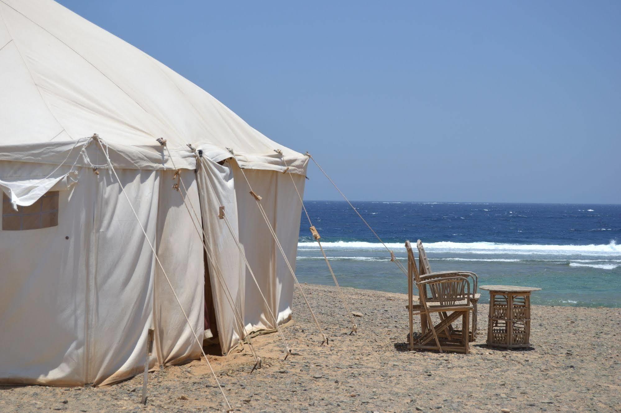 Marsa Nakari Village Marsa Alem Dış mekan fotoğraf